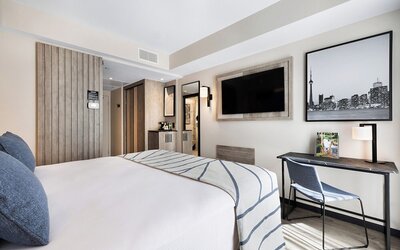 Hotel Riu Plaza Toronto