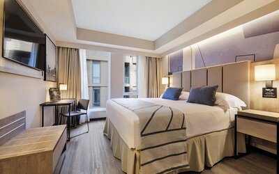 Hotel Riu Plaza Toronto