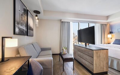 Hotel Riu Plaza Toronto