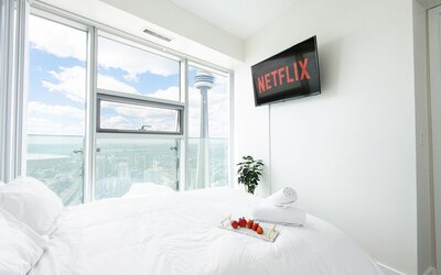 Beautiful Luxurious Modern Suite