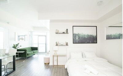 Beautiful Luxurious Modern Suite