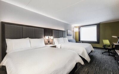 Holiday Inn Express & Suites Toronto Airport South by IHG