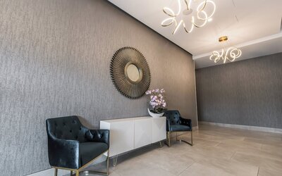 Holiday Inn Express & Suites Toronto Airport South by IHG