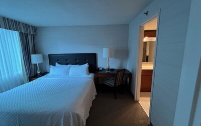 Cambridge Suites Toronto