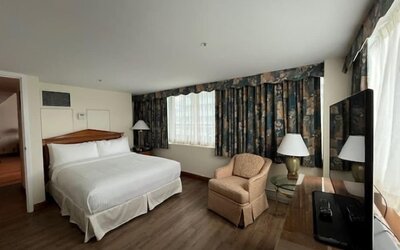 Cambridge Suites Toronto