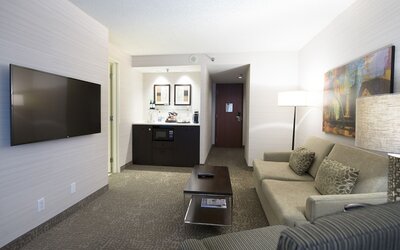 Cambridge Suites Toronto