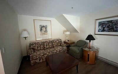 Cambridge Suites Toronto