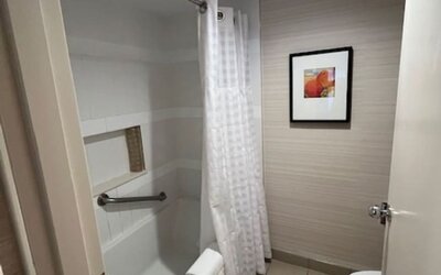 Cambridge Suites Toronto