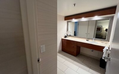 Cambridge Suites Toronto
