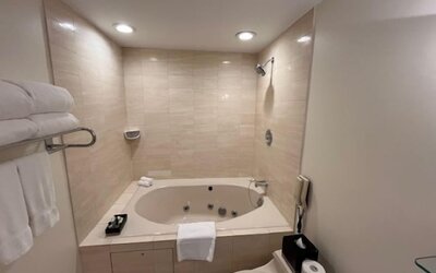 Cambridge Suites Toronto