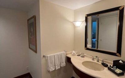 Cambridge Suites Toronto