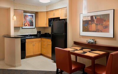 Residence Inn by Marriott Toronto Downtown / Entertainment District