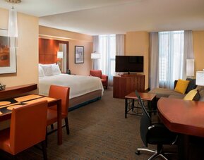 Residence Inn by Marriott Toronto Downtown / Entertainment District