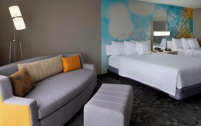 Courtyard by Marriott Toronto Airport