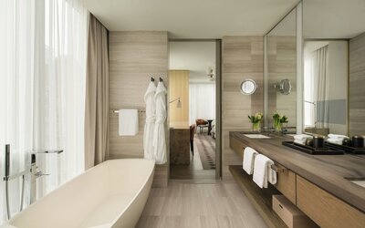 Four Seasons Hotel Toronto