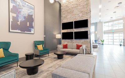 Sandman Signature Toronto Airport Hotel