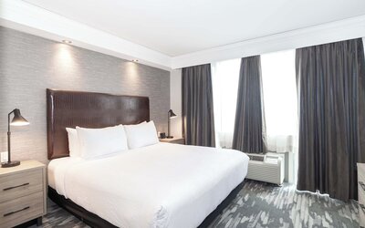 Sandman Signature Toronto Airport Hotel