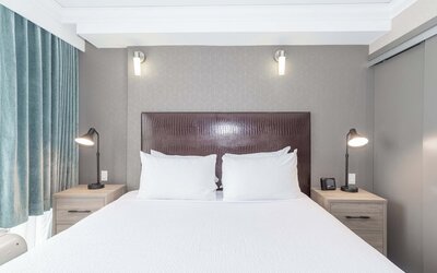 Sandman Signature Toronto Airport Hotel