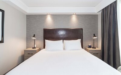 Sandman Signature Toronto Airport Hotel