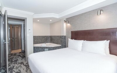Sandman Signature Toronto Airport Hotel
