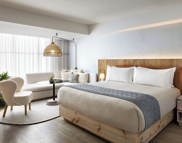 1 Hotel Toronto