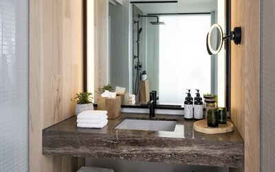 1 Hotel Toronto
