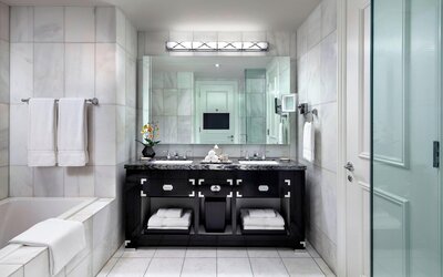 The St. Regis Toronto