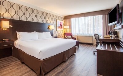 Holiday Inn Toronto - Int'l Airport by IHG