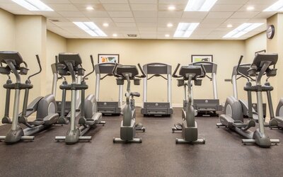 Holiday Inn Toronto - Int'l Airport by IHG