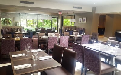 Holiday Inn Toronto - Int'l Airport by IHG