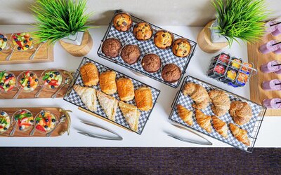 Holiday Inn Toronto - Int'l Airport by IHG