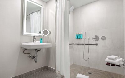 Novotel Toronto Centre