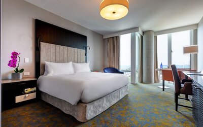 Hotel X Toronto, a Destination by Hyatt Hotel