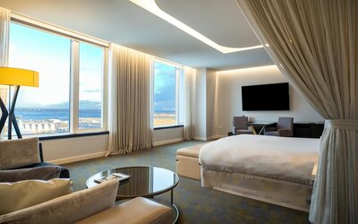 Hotel X Toronto, a Destination by Hyatt Hotel