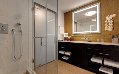 Hotel X Toronto, a Destination by Hyatt Hotel
