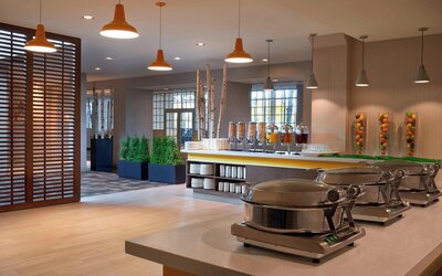 Delta Hotels by Marriott Toronto Airport & Conference Centre