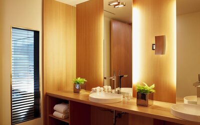 Le Germain Hotel Maple Leaf Square