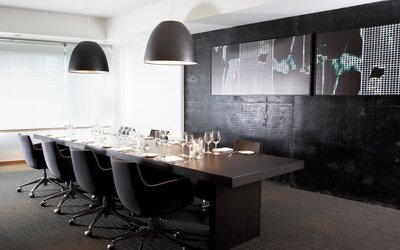 Le Germain Hotel Maple Leaf Square