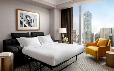 The Ritz-Carlton, Toronto