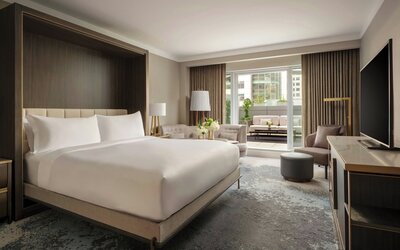 The Ritz-Carlton, Toronto