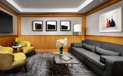 The Ritz-Carlton, Toronto