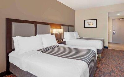 Best Western Plus Executive Inn