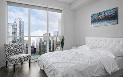 Toronto Icon Suites - CN Tower Downtown