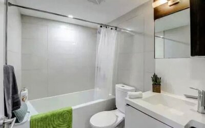 Toronto Icon Suites - CN Tower Downtown