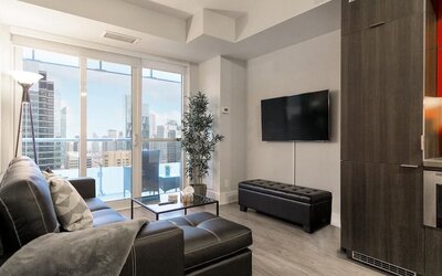 Skyline Suites - Next to MTCC, ACC & CN Tower