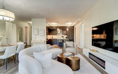 Skyline Suites - Next to MTCC, ACC & CN Tower