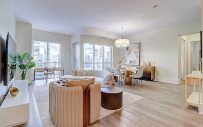 Skyline Suites - Next to MTCC, ACC & CN Tower