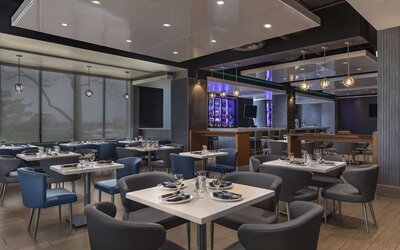 Embassy Suites by Hilton Toronto Airport