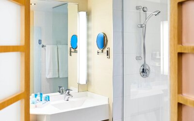 Novotel Toronto North York
