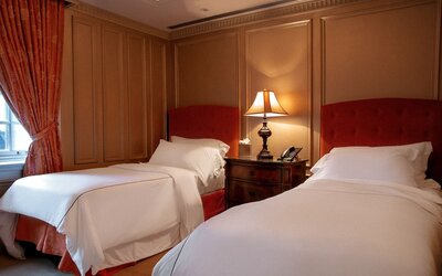 Windsor Arms Hotel